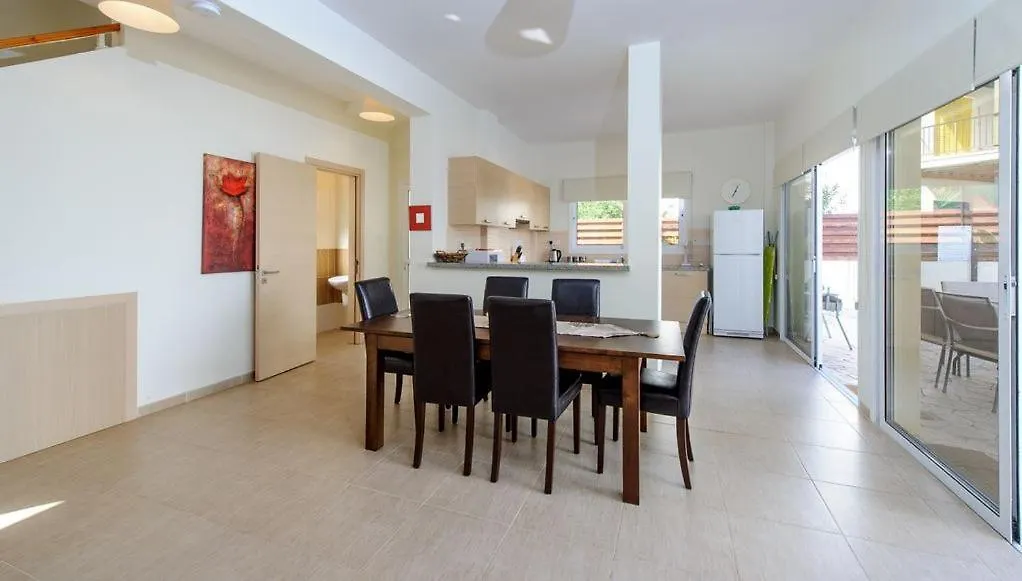 Villa Dafnis Helios - Lovely 3 Bedroom Protaras Villa With Pool - Close To Fig Tree Bay Beach